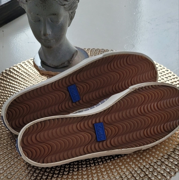 Keds Ladies size 8.5 - Picture 4 of 6